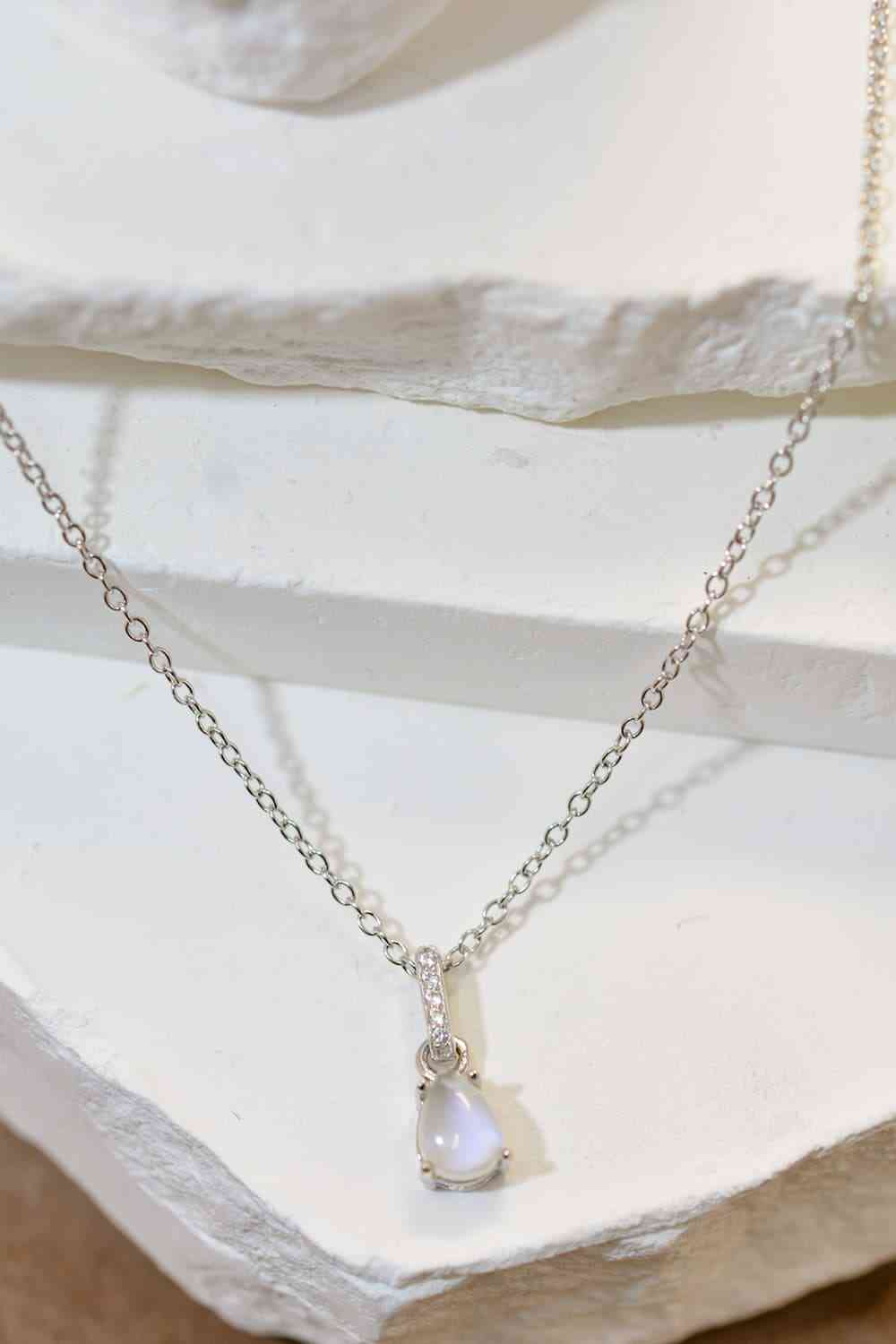 Hochwertige natürliche Mondstein-Tropfen-Anhänger-Halskette aus 925er-Sterlingsilber