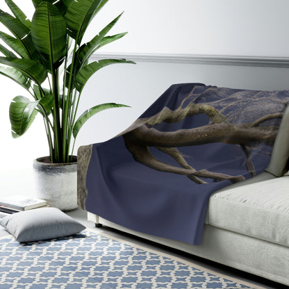 "Starry Winter Night" - The Alien Sherpa Fleece Blanket