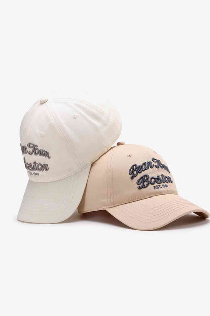 Gorra de béisbol ajustable con gráfico bordado