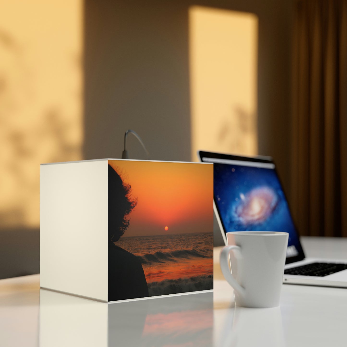 "Dreaming of Destiny" - The Alien Light Cube Lamp