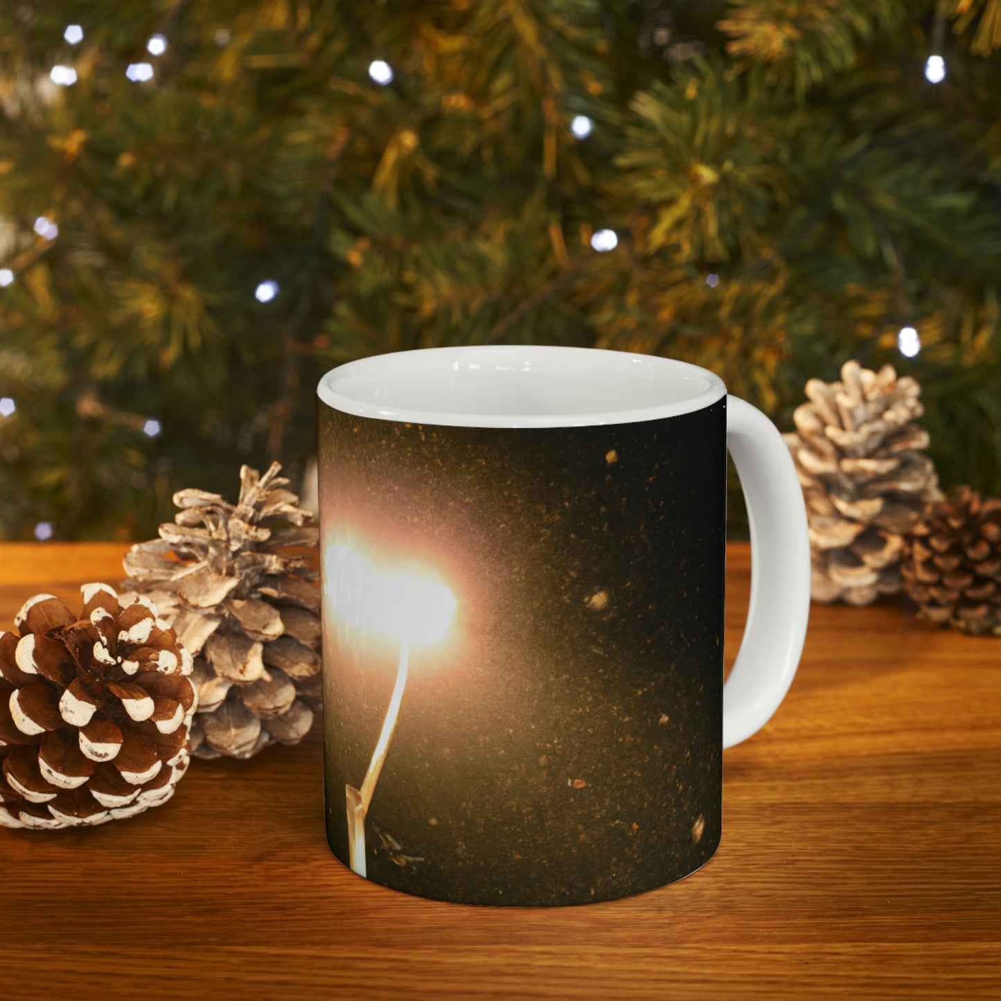 Winter's Lonely Lullaby - The Alien Taza de cerámica 11 oz
