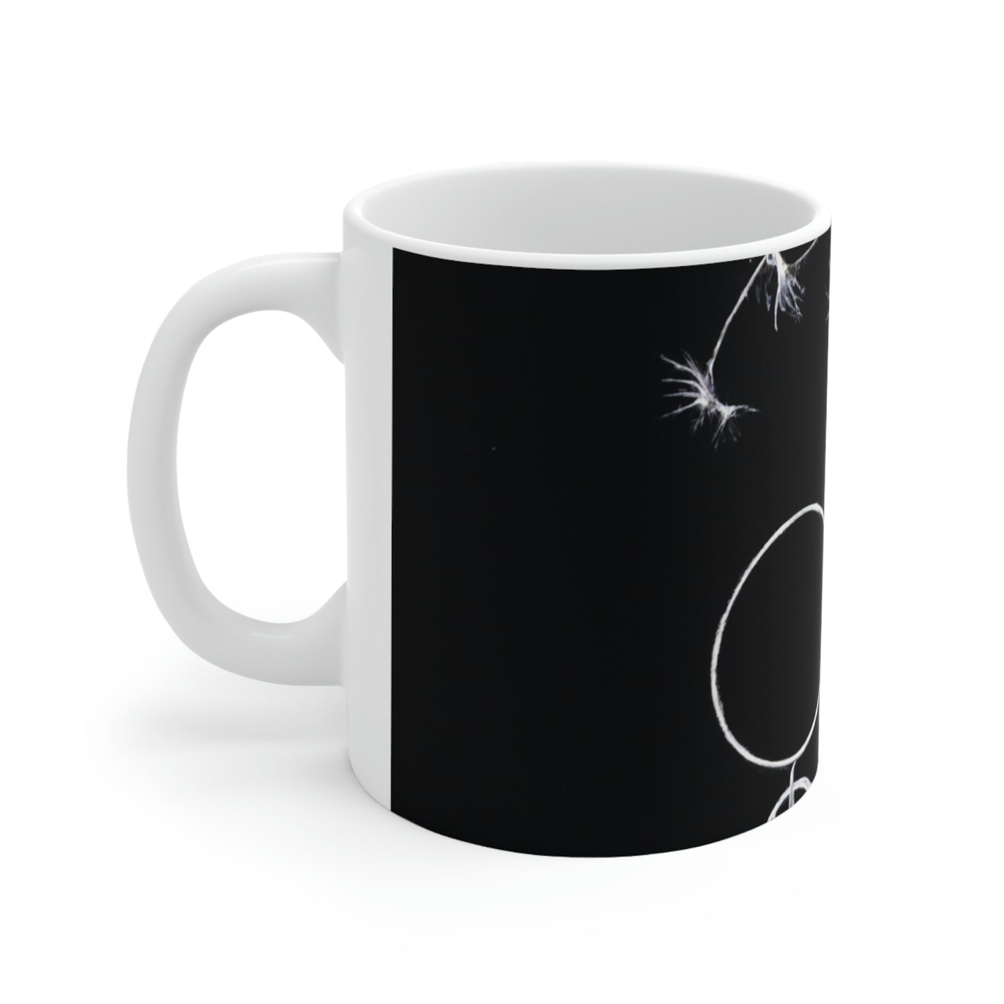 "Un parpadeo de diente de león en la brisa de medianoche" - Taza de cerámica The Alien 11 oz