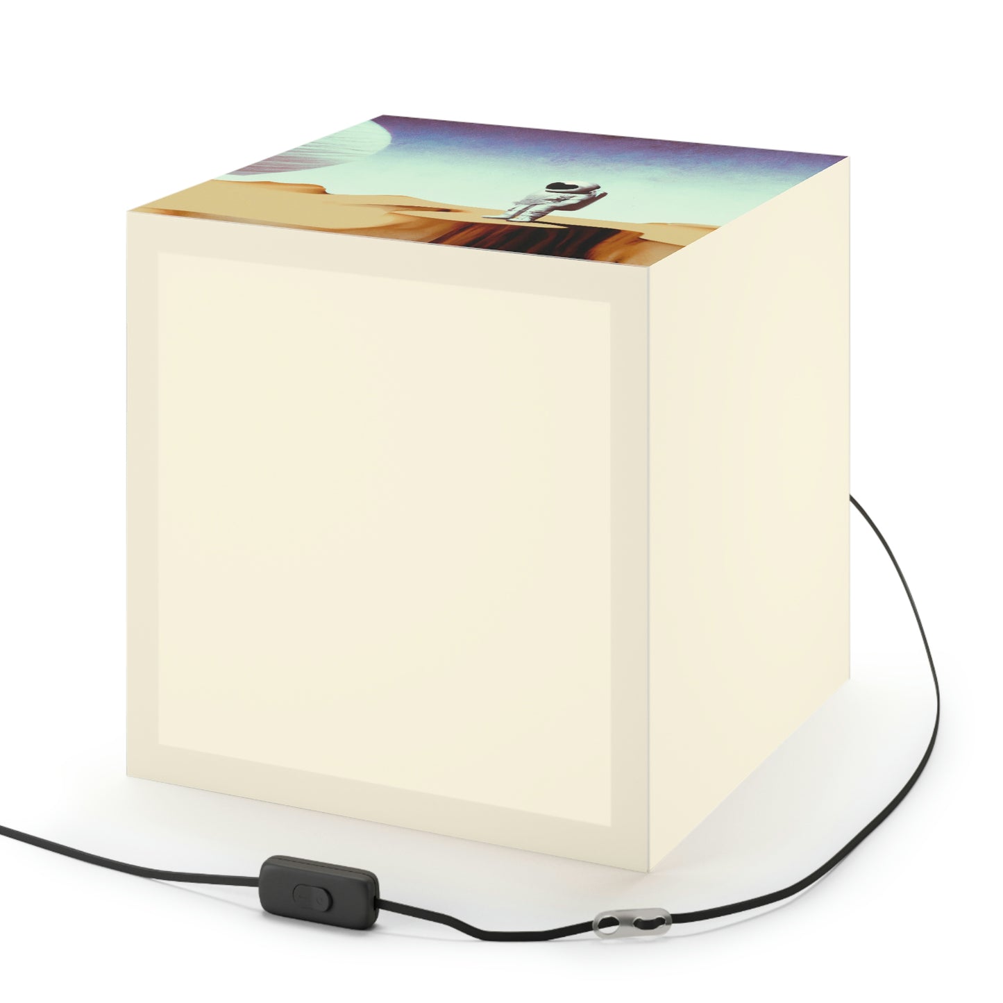 "Alleine in einer unbekannten Galaxie" - Die Alien Light Cube Lampe