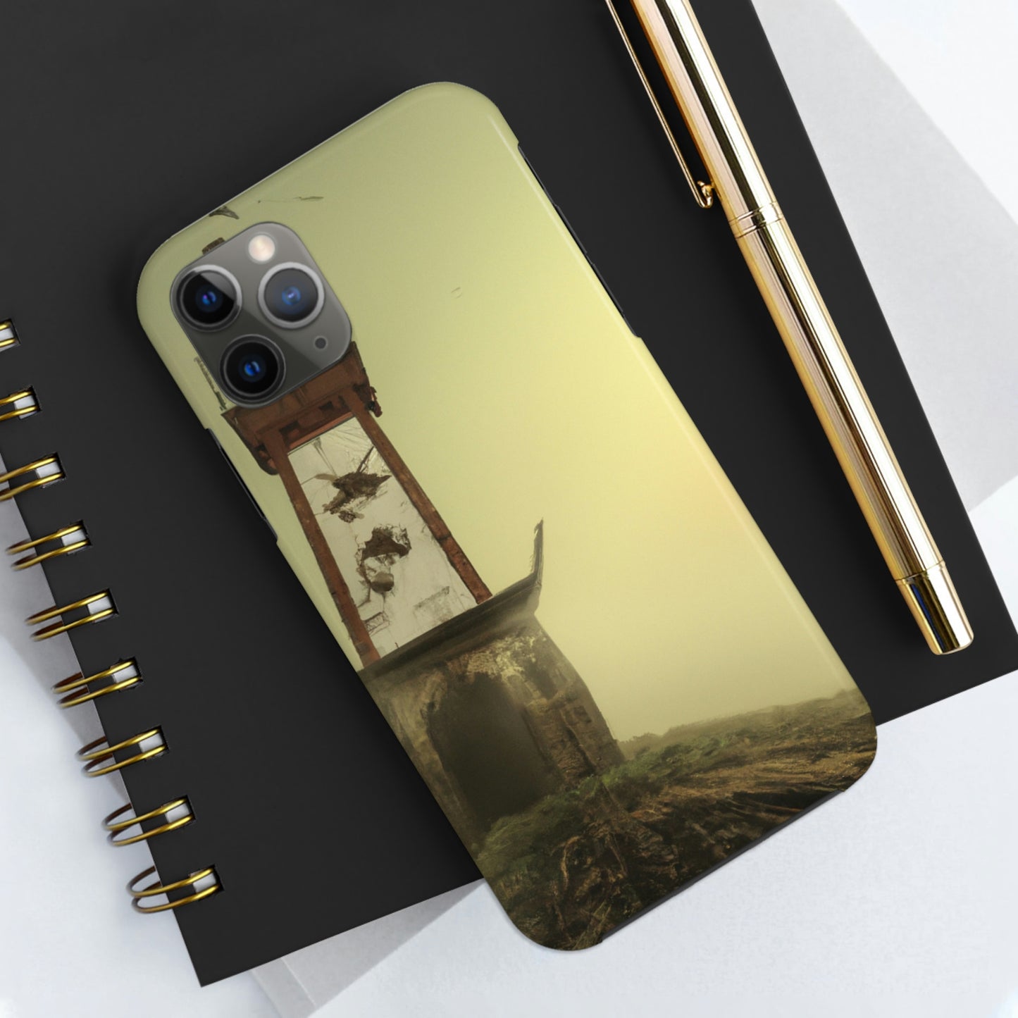 "Gespenstisches Leuchtfeuer im Nebel" - Die Alien Tough Phone Cases