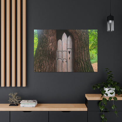 "La puerta del árbol misterioso" - The Alien Canva