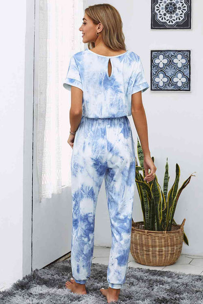 Batik-Jumpsuit mit kurzen Ärmeln und Taschen