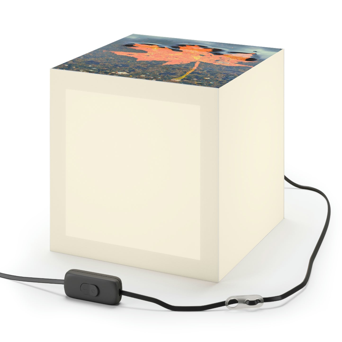 "Autumn Reflections" - Die Alien Light Cube Lampe