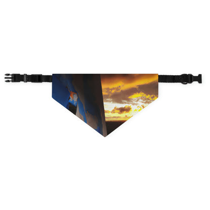 "Calm After the Storm" - Das Alien Pet Bandana Halsband