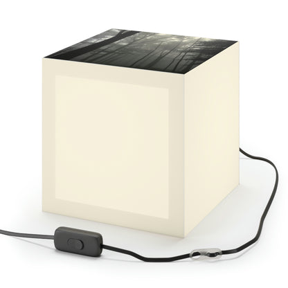 "The Silent Woods of Fog" - Die Alien Light Cube Lampe