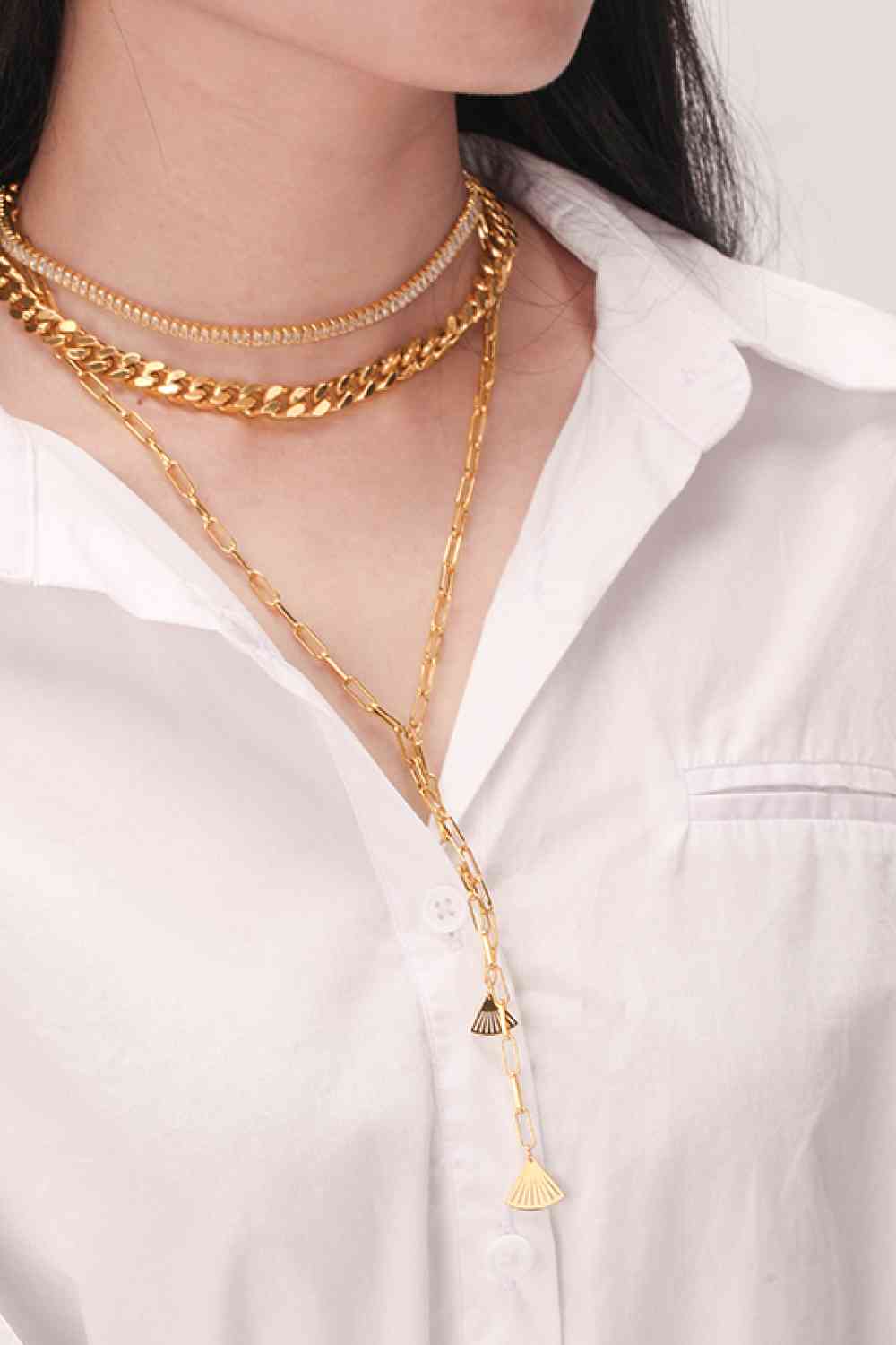 Mehrschichtige, 18 Karat vergoldete Halskette