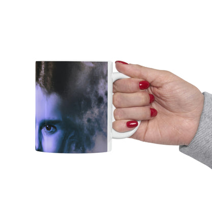 Through the Misty Veil - Taza de cerámica The Alien 11 oz