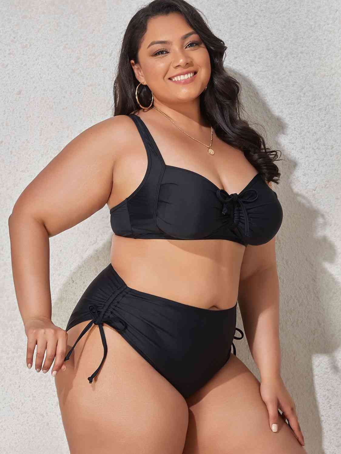 Conjunto de bikini con detalle de cordón estampado de talla grande