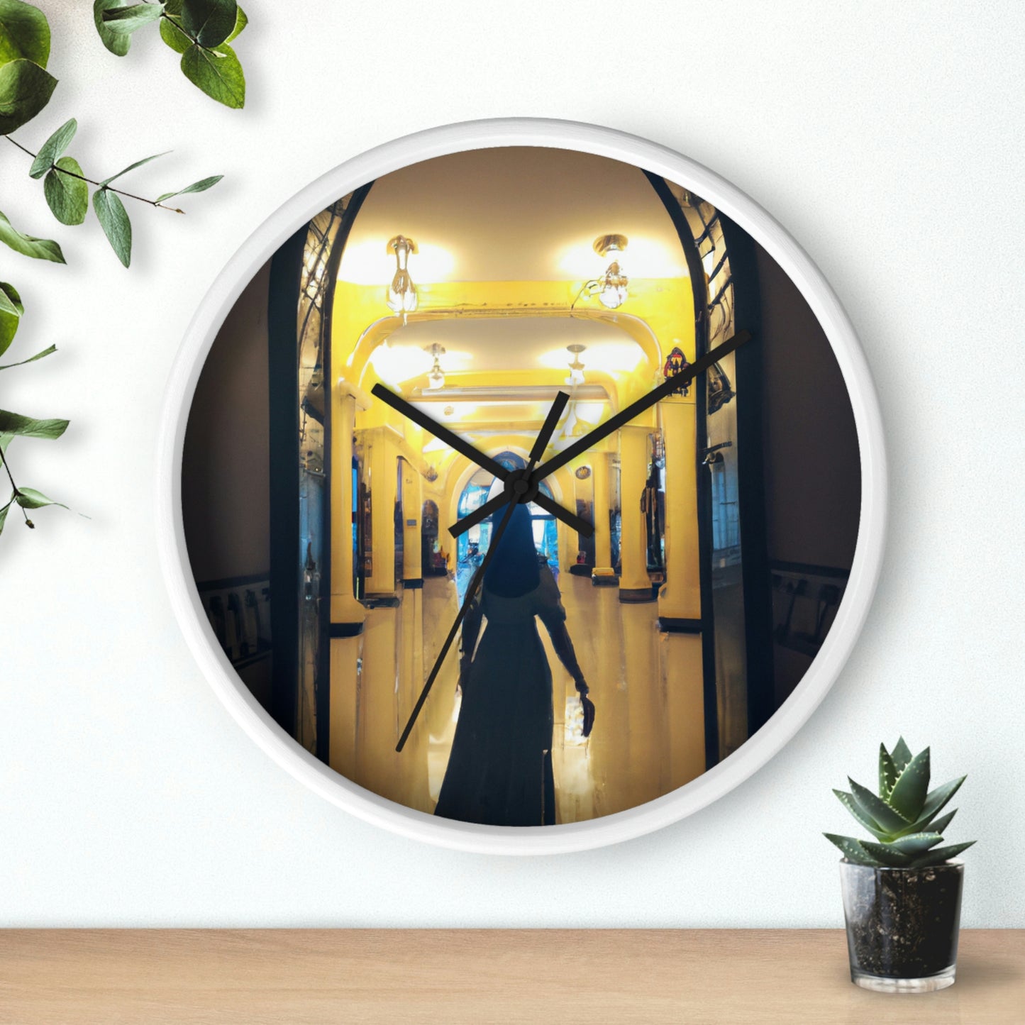 "Escape From the Enchanted Palace" - El reloj de pared alienígena