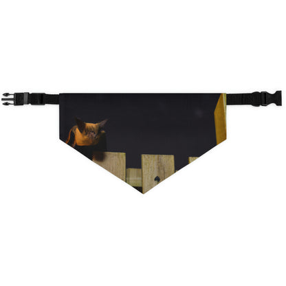 "A Silent Observer" - Das Alien Pet Bandana Halsband