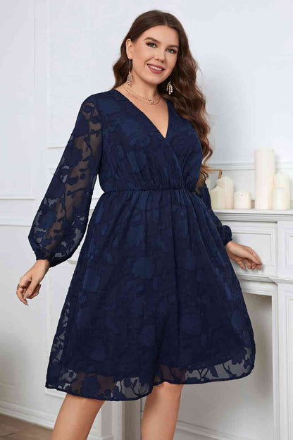 Melo Apparel Plus Size Kleid mit Surplice-Ausschnitt und Ballonärmeln