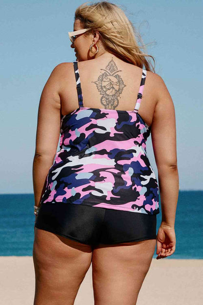 Zweiteiliges Tankini-Set mit Camouflage-Schößchen in Übergröße