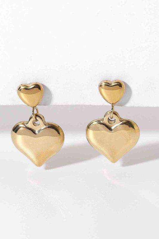 Aretes con forma de corazón doble chapados en oro de 14 quilates
