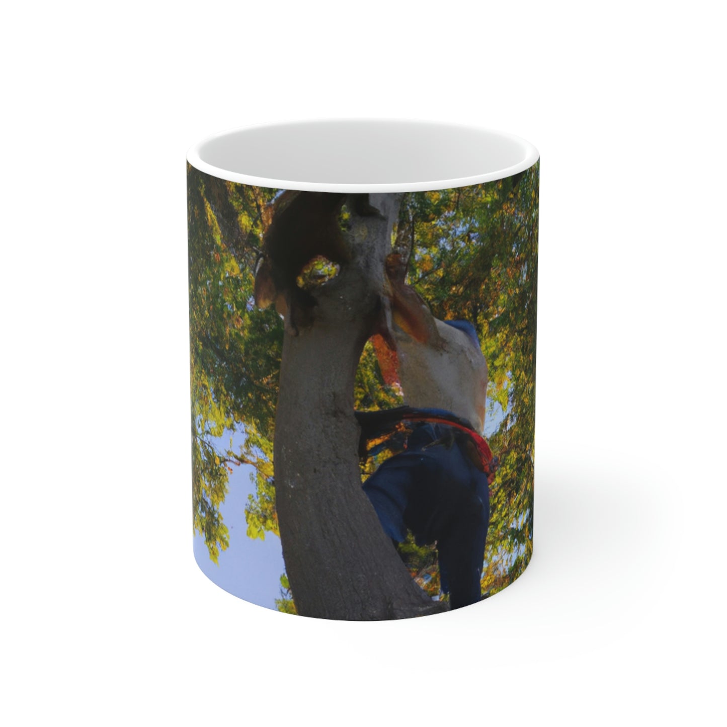 "Furry Savior in a High Perch" - Taza de cerámica The Alien 11 oz