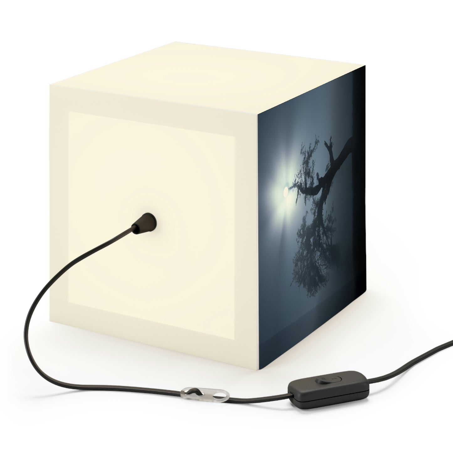 "A Shining Sentinel in the Mist” - The Alien Light Cube Lamp