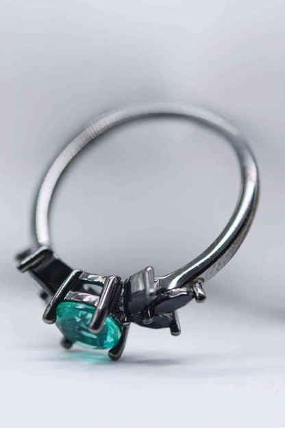 Paraiba-Ring mit blauem Zirkonblatt