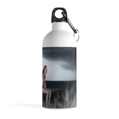 "Perilous Pose" - The Alien Stainless Steel Water Bottle