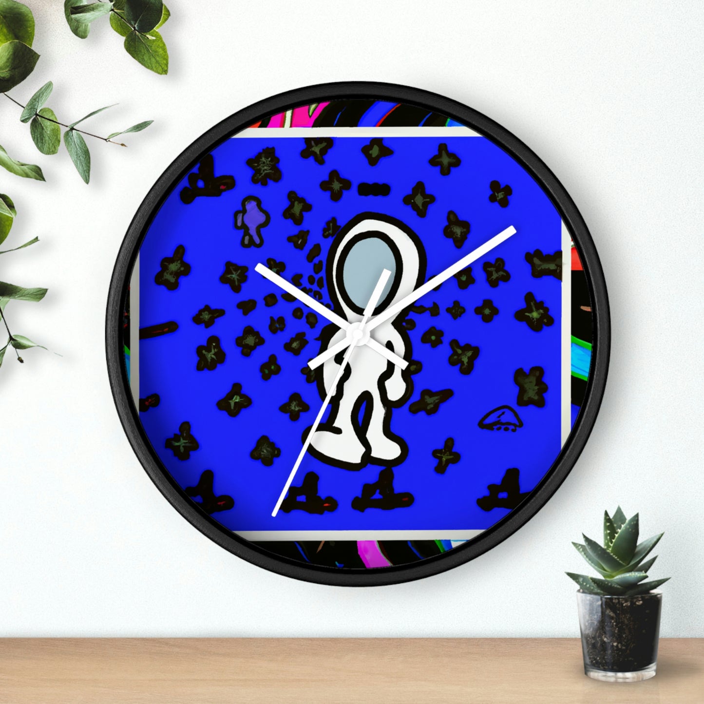 "Explorando el Universo Desconocido" - El Reloj de Pared Alien