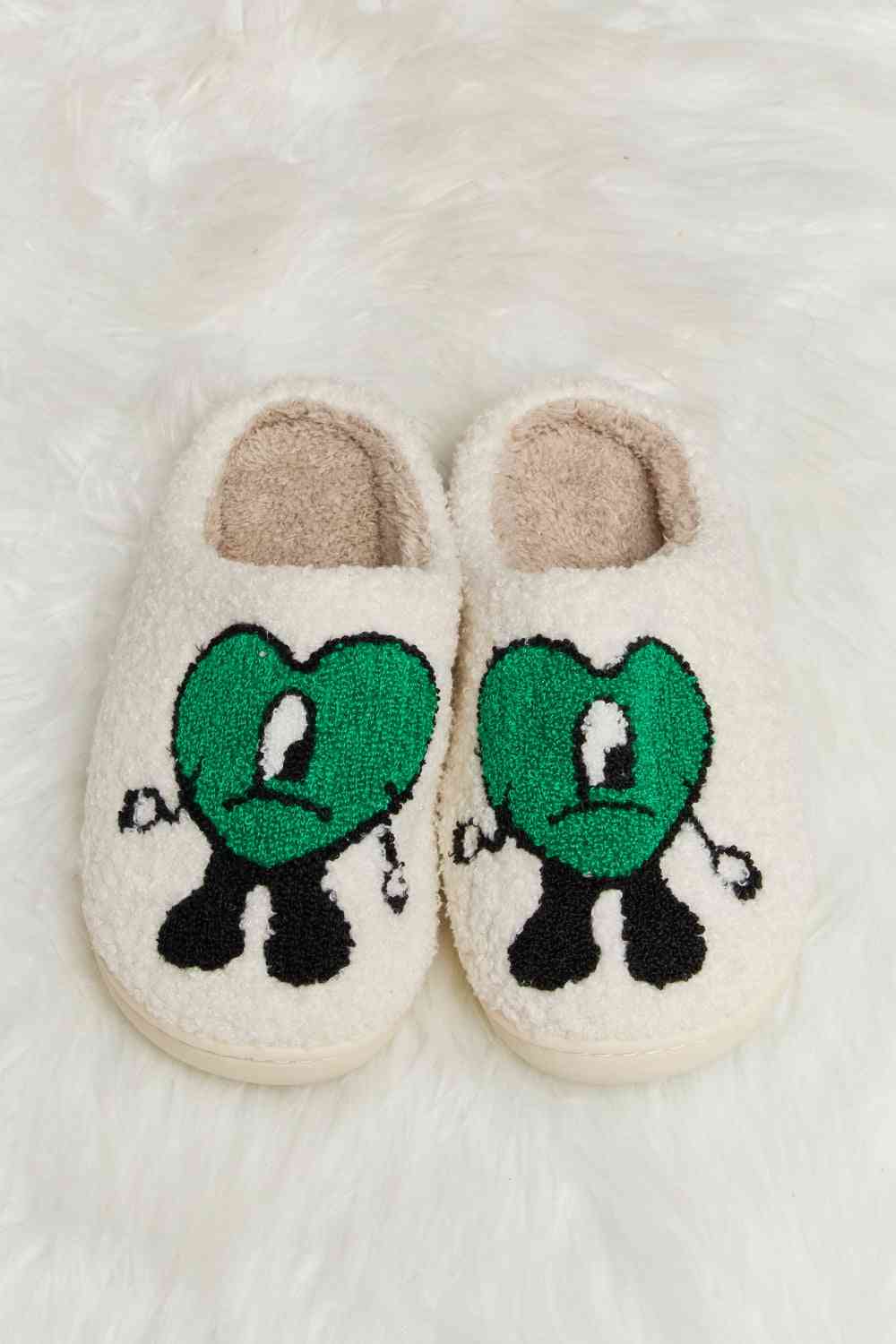 Pantuflas de felpa con estampado de corazones Melody Love