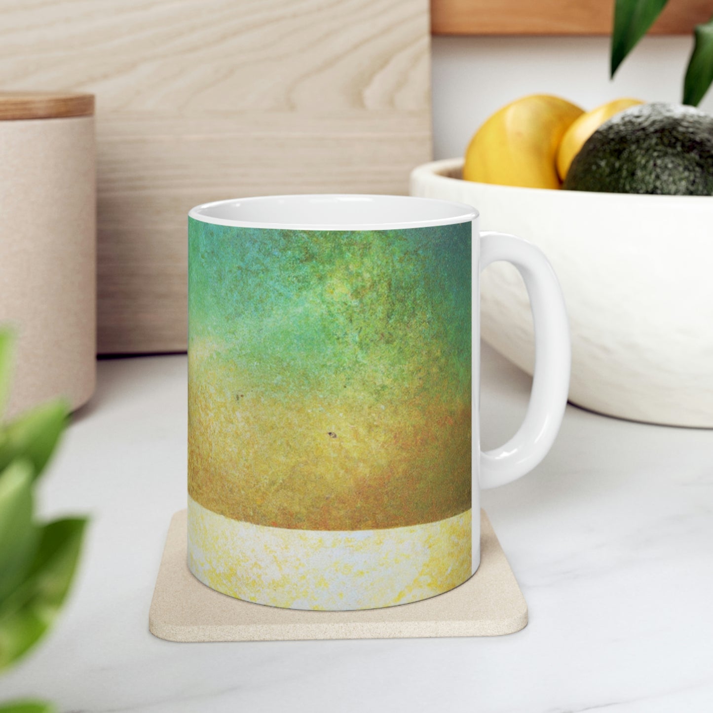 "Alone in the Snowy Meadow" - The Alien Taza de cerámica 11 oz