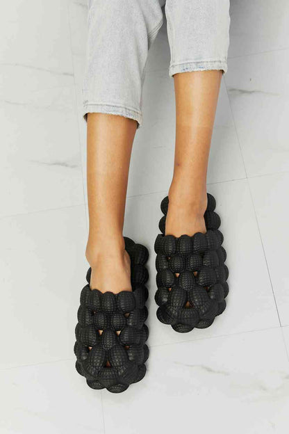 NOOK JOI Chanclas Laid Back Bubble en negro