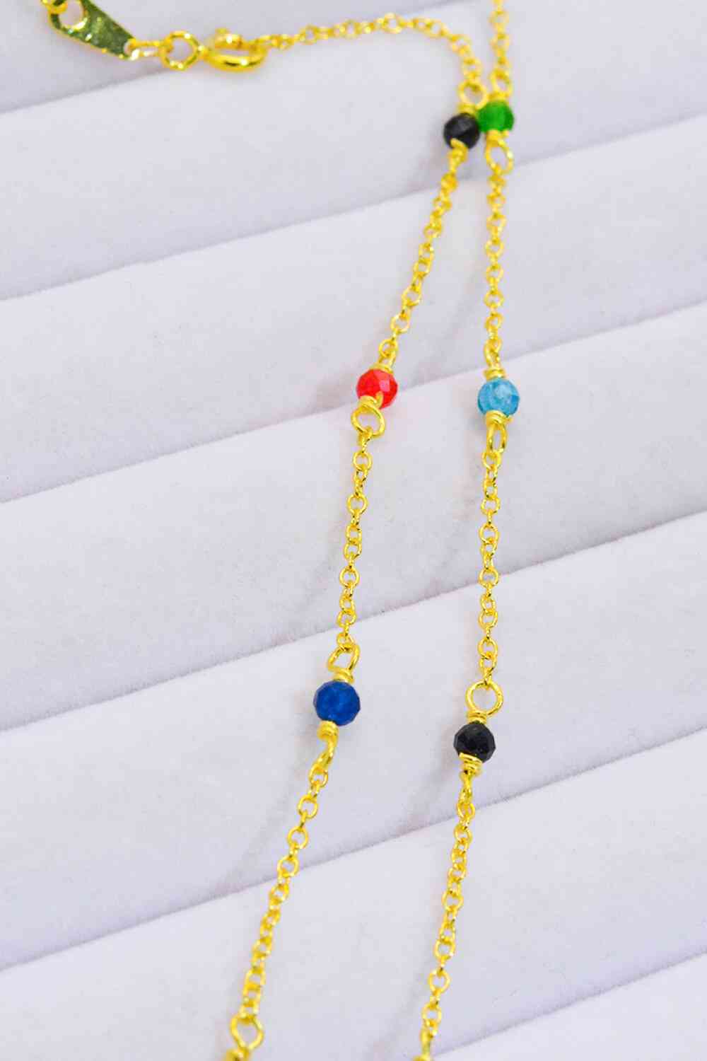 Mehrfarbige Perlenkette mit 18-Karat-Vergoldung