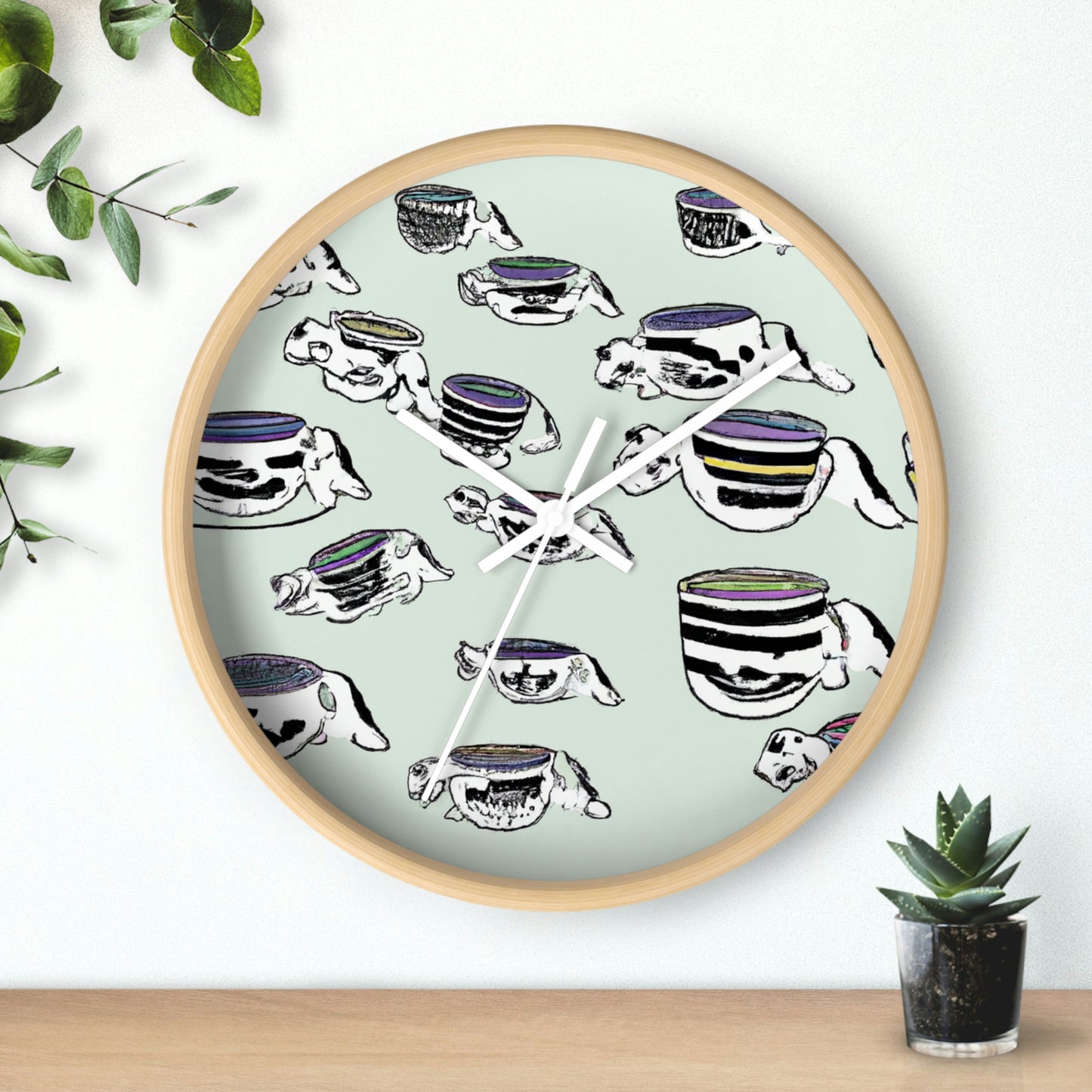 "Un desfile de la fiesta del té ronroneantemente precioso" - El reloj de pared alienígena