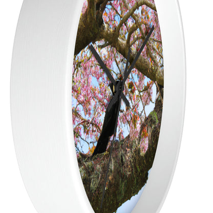 "A Blossoming Reflection" - Die Alien-Wanduhr