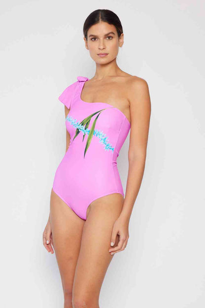 Marina West Swim Vacay Mode One-Shoulder-Badeanzug in Nelkenrosa