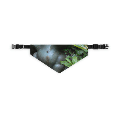 "Guardian of the Secret Garden" - Das Alien Pet Bandana Halsband