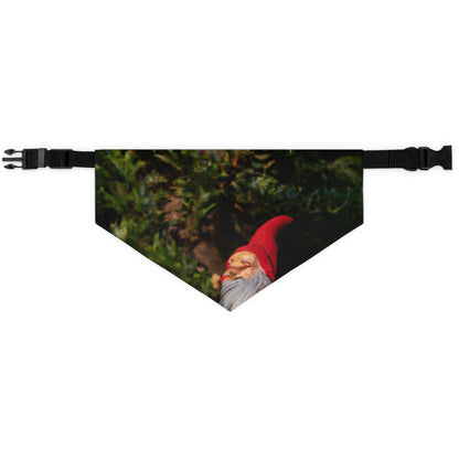 The Gnome's High-Rise Adventure - The Alien Pet Bandana Collar