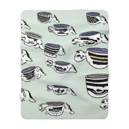 "A Purr-fectly Precious Tea Party Parade" - The Alien Sherpa Fleece Blanket