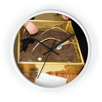 "Treasure Hunt Adventures!" - The Alien Wall Clock