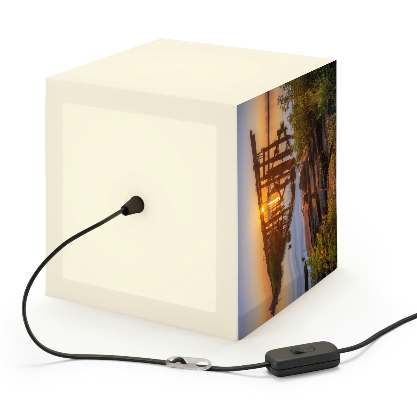 "Eternal Sunrise" - Die Alien Light Cube Lampe