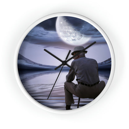 Moonlight Reflections on a Quiet Lake – Die Alien-Wanduhr