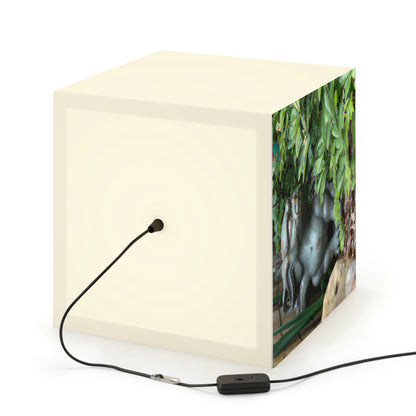 "Guardian of the Secret Garden" - The Alien Light Cube Lamp