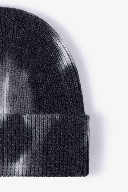 Gorro de punto con puños teñido anudado