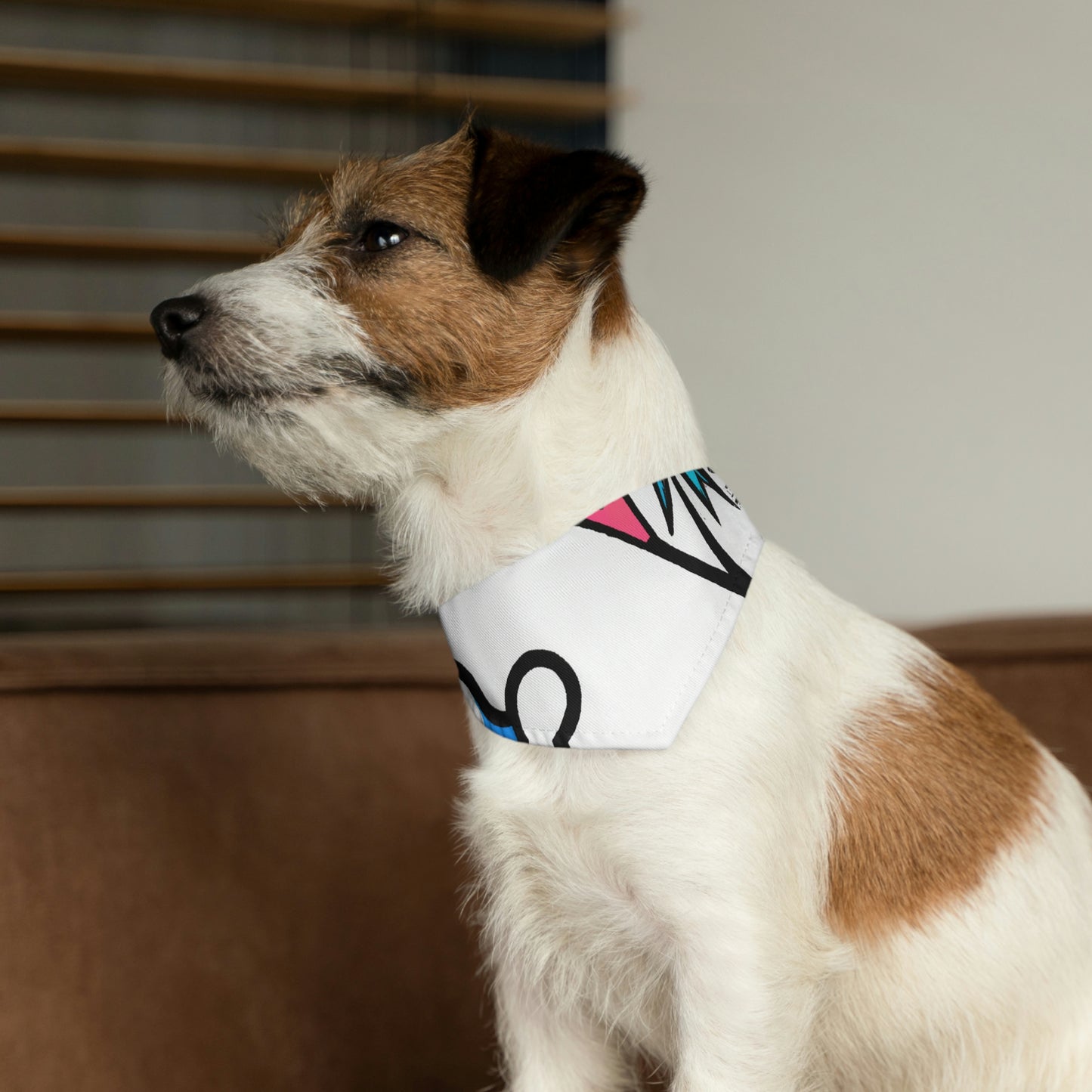 "La promesa de refugio de un extraño" - The Alien Pet Bandana Collar