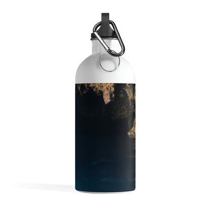 The Diving Depths of the Oceanic Cave - The Alien Stainless Steel Water Bottle