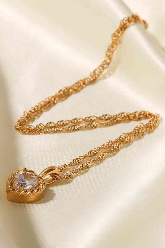 Halskette mit eingelegtem Zirkon-Herzanhänger