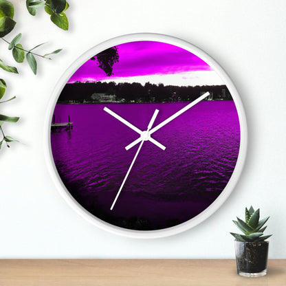 "The Neon Purple Lakefront" - El reloj de pared alienígena