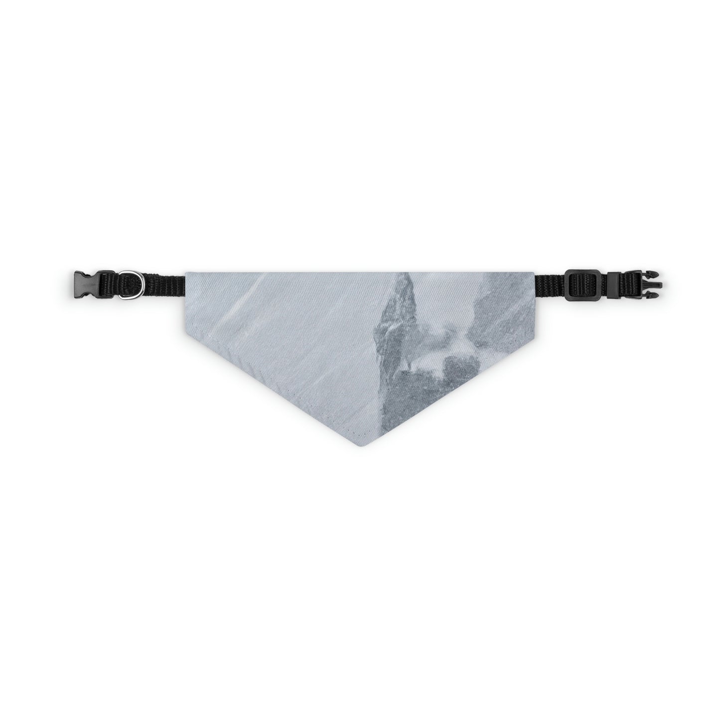 The Lost Castle Within the Snowstorm. - The Alien Pet Bandana Collar