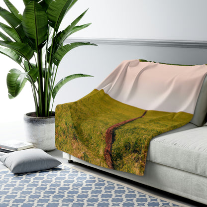 "Golden Horizon at Dusk" - The Alien Sherpa Fleece Blanket