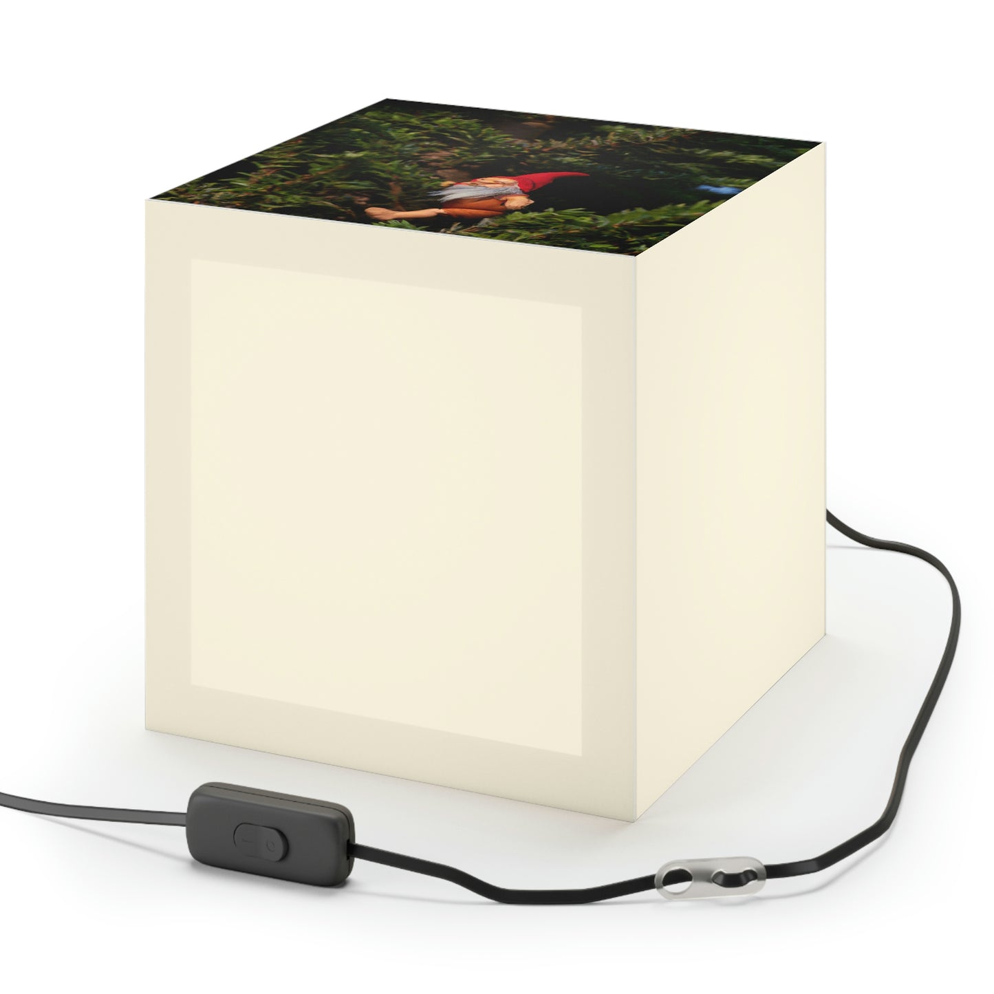 Das Hochhaus-Abenteuer des Gnomen - Die Alien Light Cube Lampe