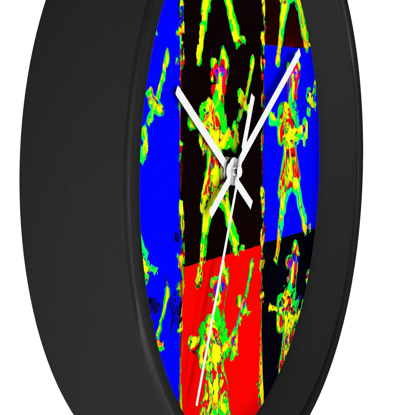 "Bailando con fuego y acero". - El reloj de pared alienígena