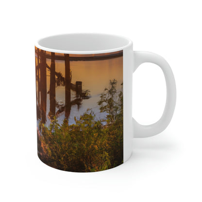 "Amanecer Eterno" - Taza de Cerámica Alienígena 11 oz